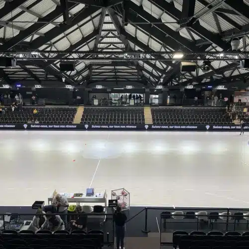 Tour de terrain Stramatel dans la salle du Angers SCO Handball