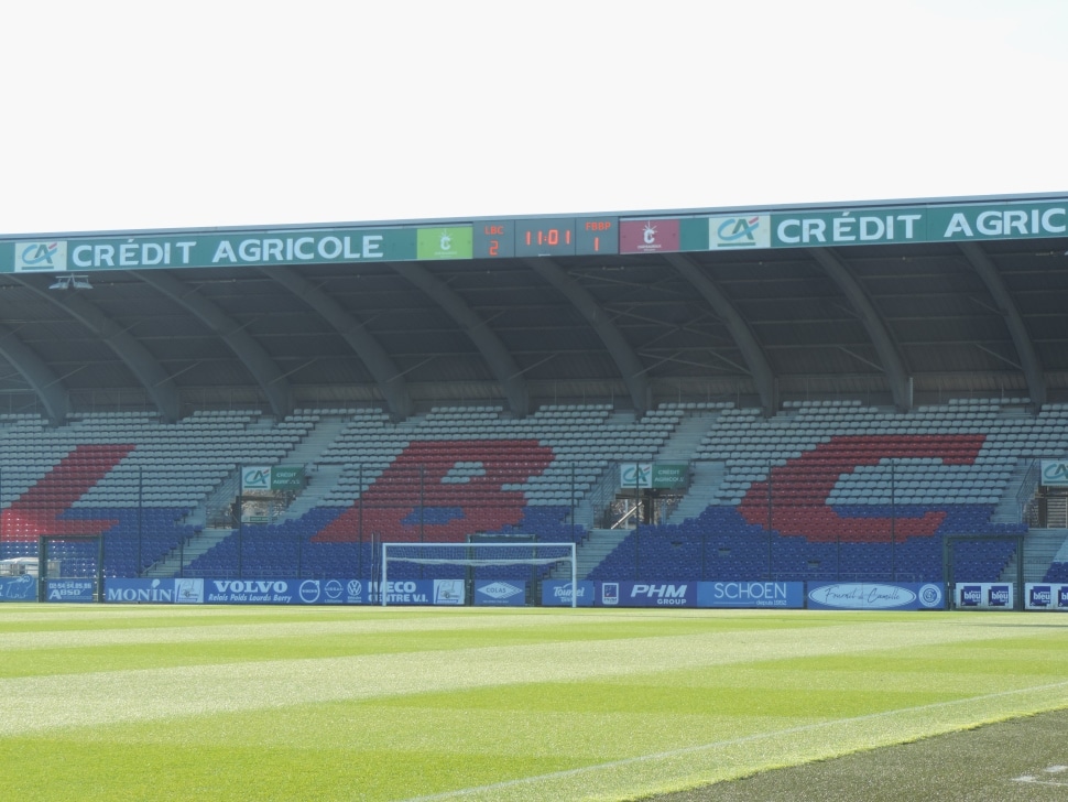 Afficheur de score stramatel sur le stade Gaston Petit de Châteauroux pour le Berrichonne Football