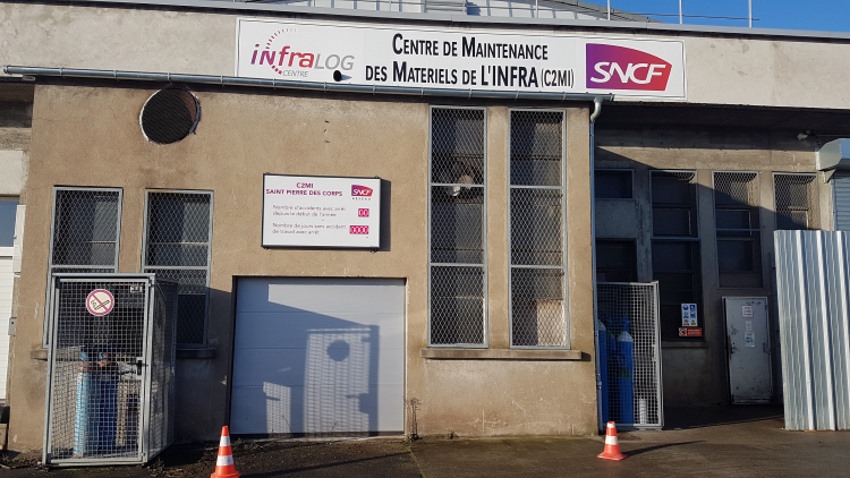 panneau nombre de jours sans accident pour l'affichage de la sécurité au travail sur le site SNCF C2MI de Rennes