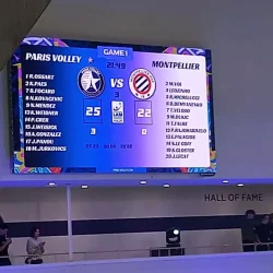écran géant du Paris Volley