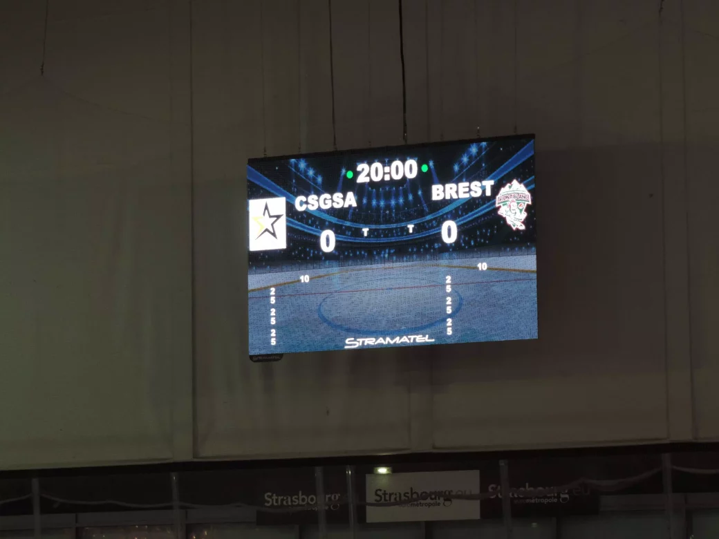Écran vidéo de la patinoire de Strasbourg
