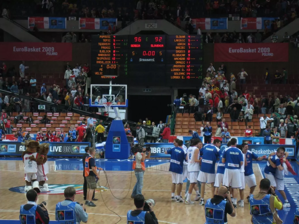 Afficheur de score Stramatel à l'arena de Spodek à Katowice en Pologne