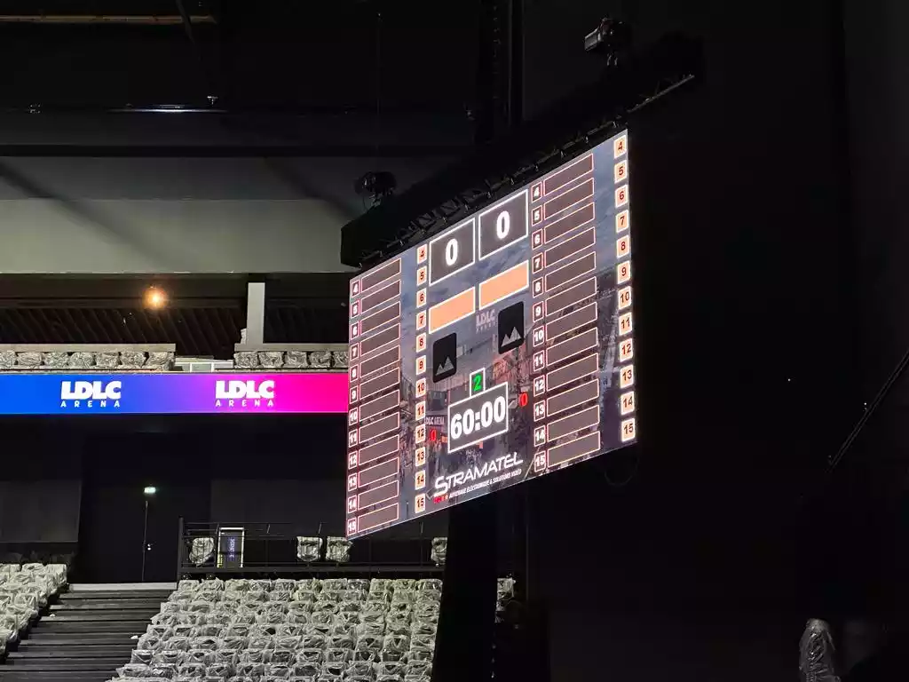 pilotage vidéo et affichage du score par Stramatel à la LDLC Arena