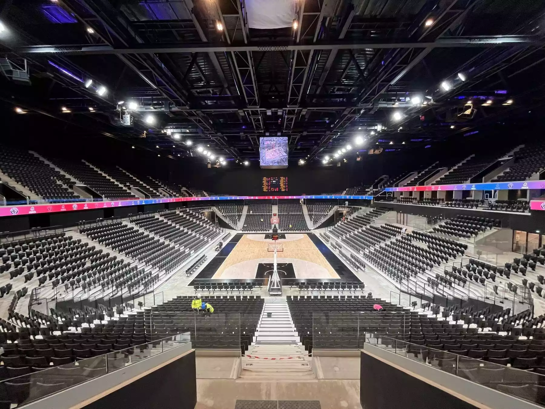 inauguration adidas arena à Paris avec le matériel Stramatel