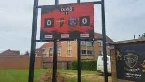 Écran vidéo LED personnalisé rouge et noir Steenvorde