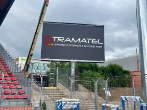 écran vidéo LED Stramatel - Stade duvauchelle - US créteil - football