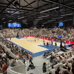 installation vidéo et affichage du score Stramatel à l'aréna des sables d'olonne