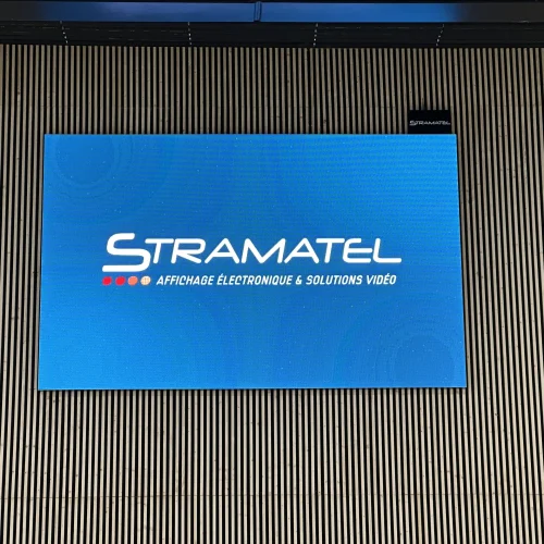 écran vidéo LED 10m² Stramatel et dynamic led double face gymnase Tarare