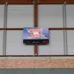 Afficheur vidéo sportif SL Video Scoreboard Stramatel installé dans gymnase avec Animation de temps mort